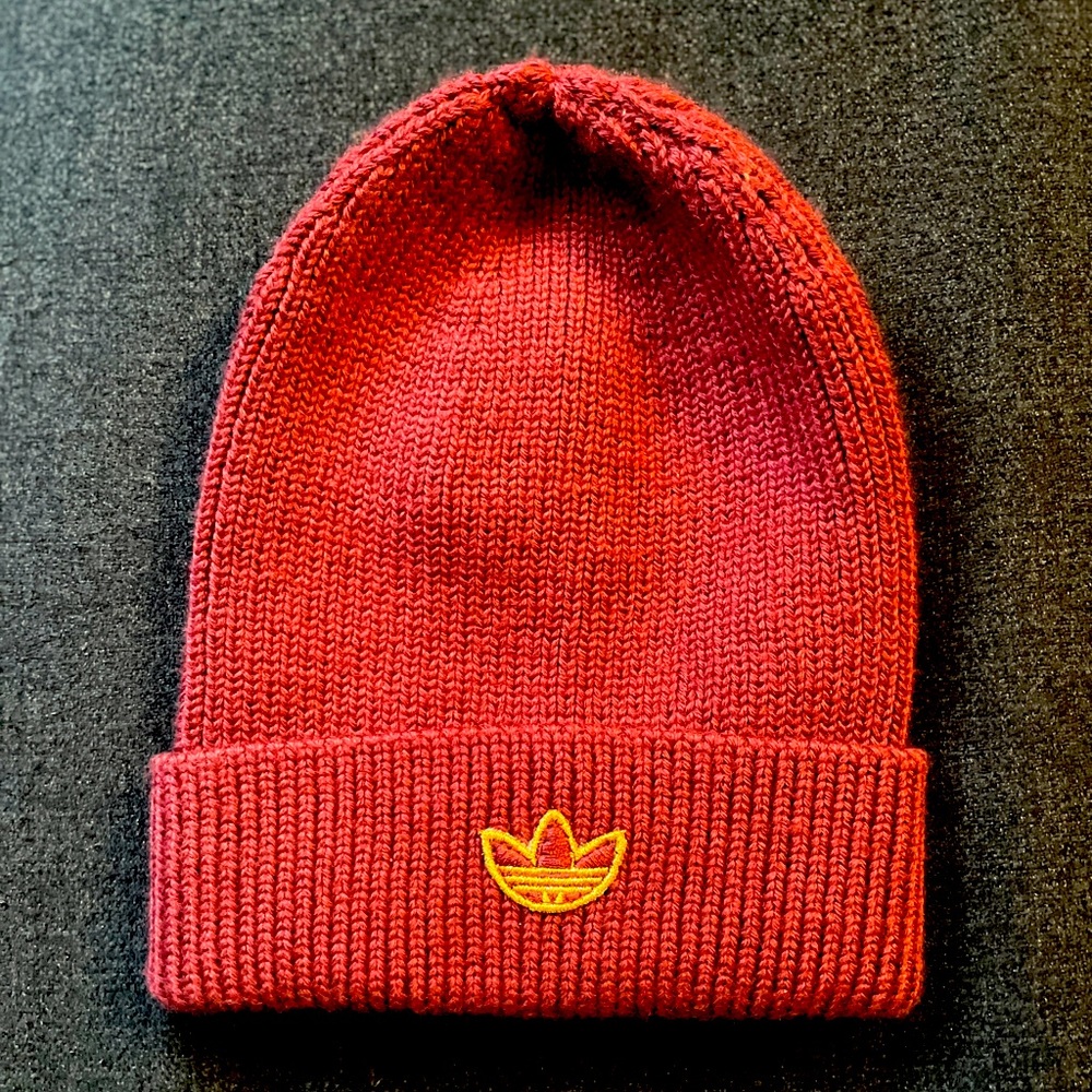 Adidas knit beanie